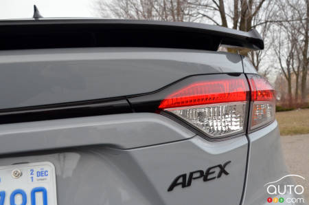 Toyota Corolla Apex 2021, écusson Apex